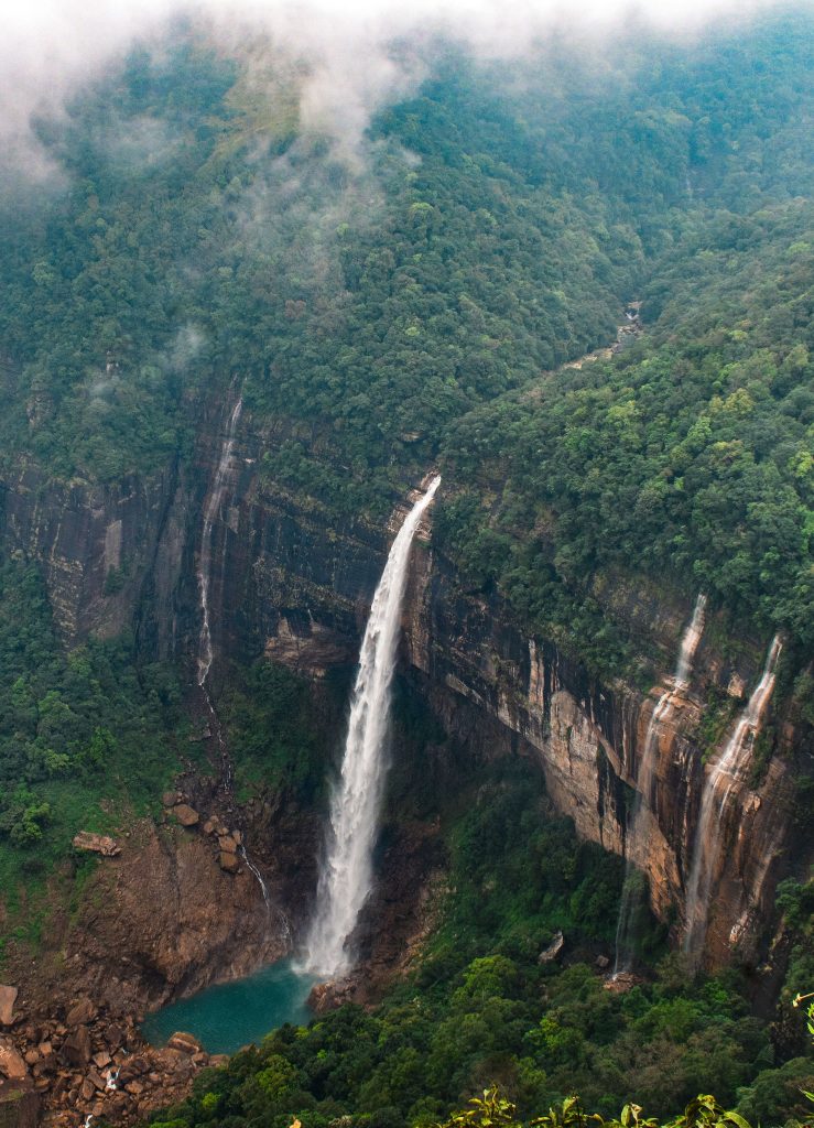 meghalaya waterfall